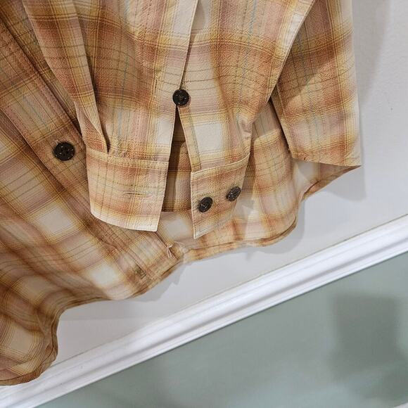 Men's Tommy Bahama Long Sleeve Plaid 100% Silk Shirt Size Small - Picture 10 of 10